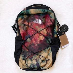The North Face Women’s Jester Luxe 27 Liter Backpack